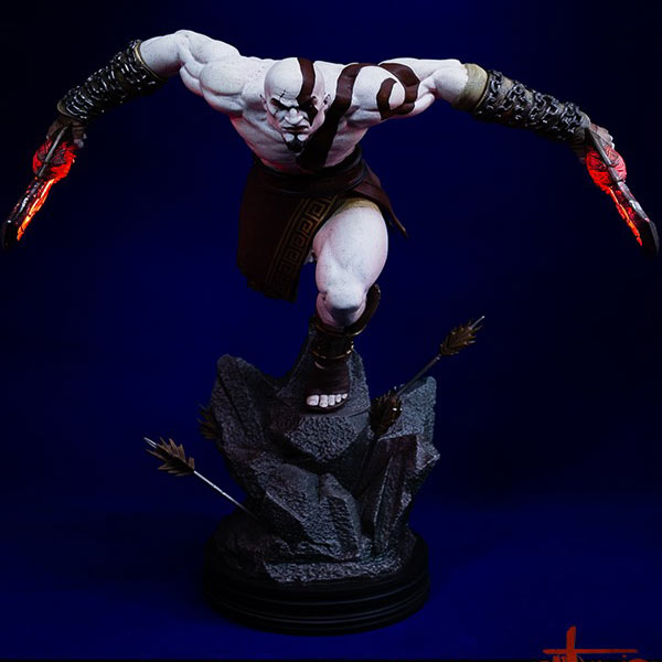 God of War Lunging Kratos Statue – Gaming Heads – مجسمه کریتوس گاد آف وار